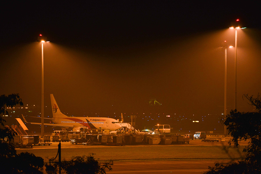 4��21�գ��������Ǻ��չ�˾MH192���లȫ�Ƚ��ڼ�¡�¹��ʻ������»��緢���������㣩